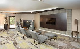 Courtyard By Marriott Boston Westborough